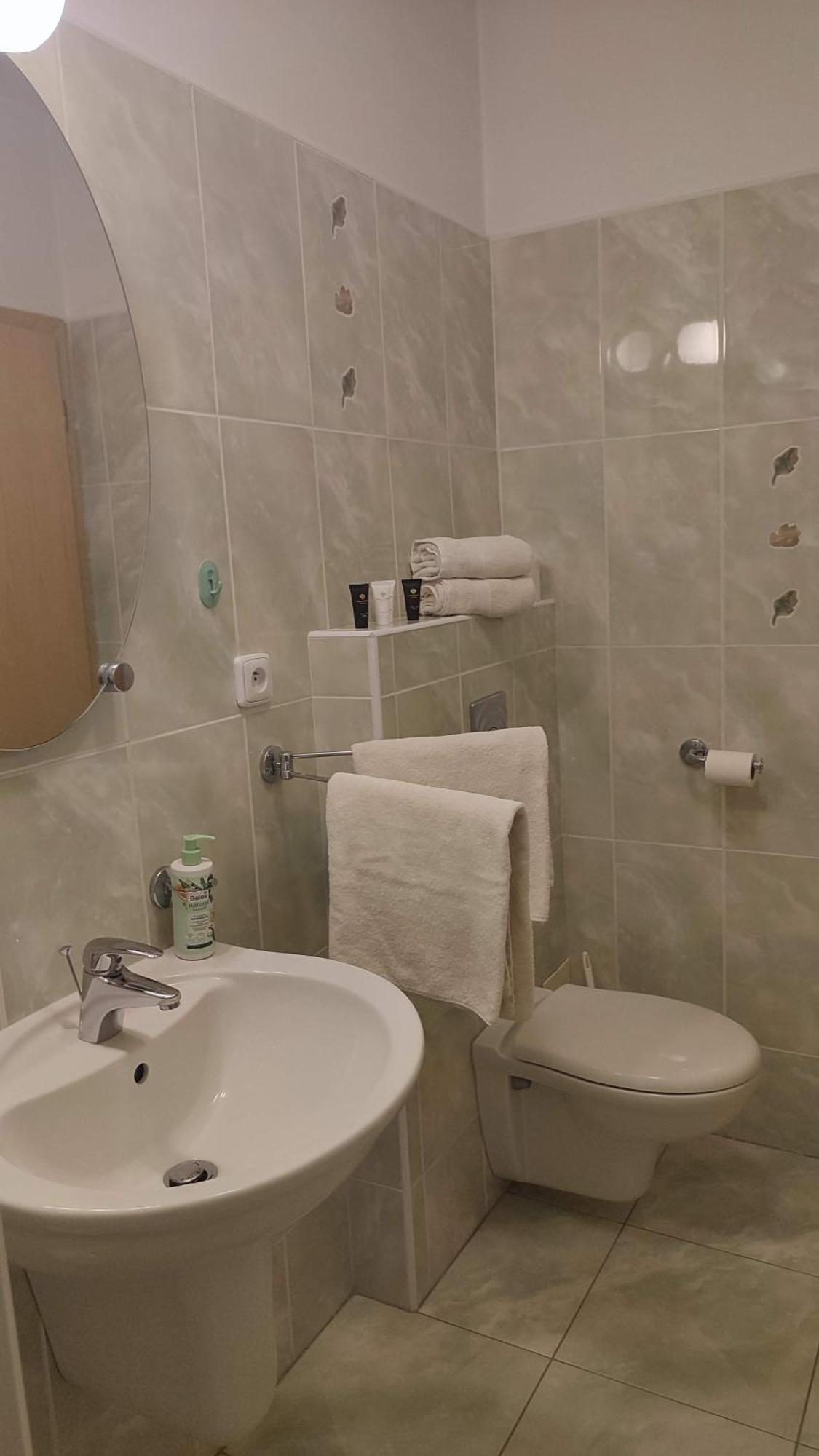 apartmány Marco Shipping Ceske Budejovice Exteriér fotografie